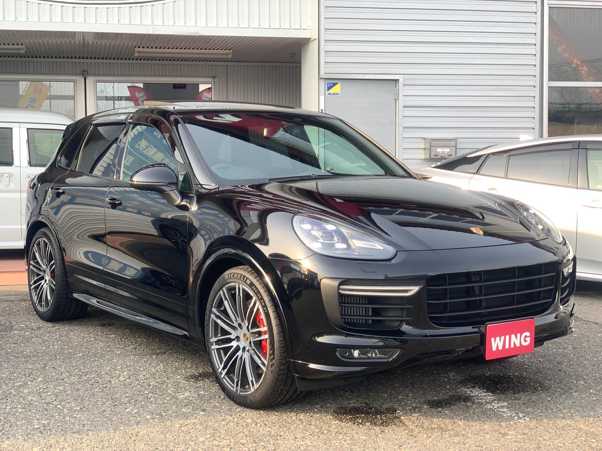 PORSCHE CAYENNE - View 1