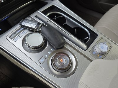 GENESIS GV80 - 9