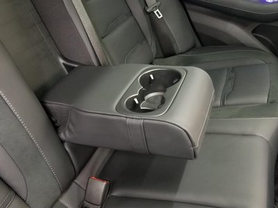 2025 Mercedes-BENZ GLE AMG 缩略图 29