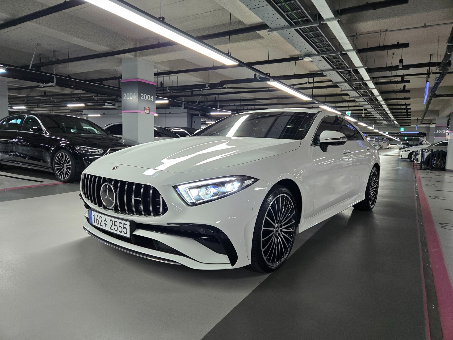 MERCEDES-BENZ CLS - View 1