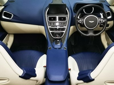 ASTON MARTIN DB11 VOLANTE - 4