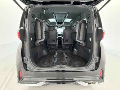 صورة 8 لـ 2023 TOYOTA ALPHARD