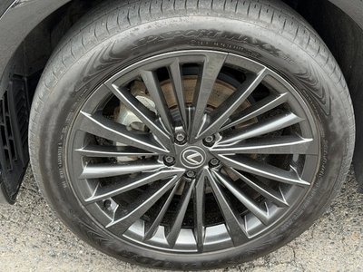 2024 Lexus RX thumbnail 17