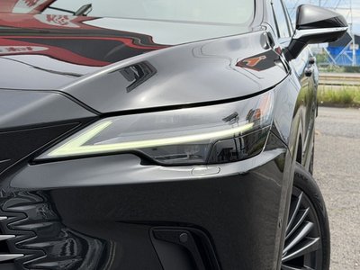 صورة 5 لـ 2024 Lexus RX