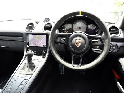 صورة مصغرة 43 لـ 2025 Porsche 718