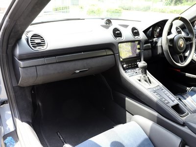 صورة مصغرة 45 لـ 2025 Porsche 718