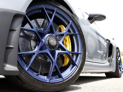 صورة 3 لـ 2025 Porsche 718