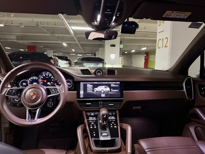 صورة 5 لـ 2020 Porsche CAYENNE