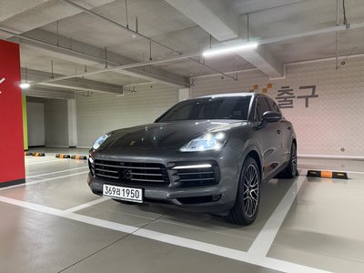 صورة 1 لـ 2020 Porsche CAYENNE