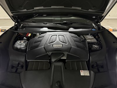صورة 7 لـ 2020 Porsche CAYENNE