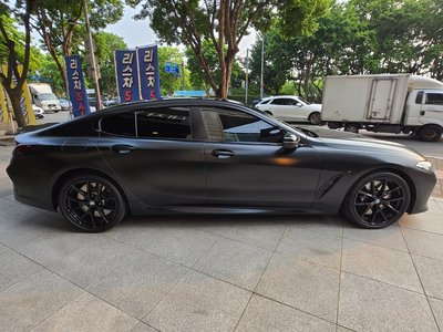 2025 BMW 8 SERIES 缩略图 19