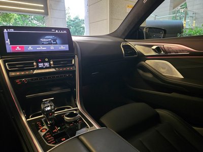 2025 BMW 8 SERIES 缩略图 17