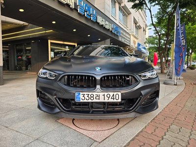 BMW 8 SERIES - 2