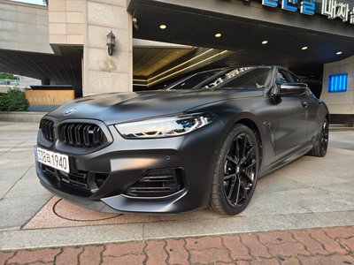 BMW 8 SERIES - 1