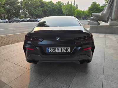 BMW 8 SERIES - 3
