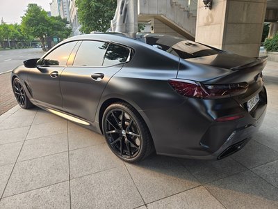 BMW 8 SERIES - 5
