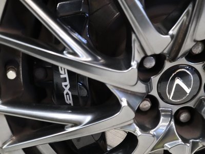 صورة مصغرة 13 لـ 2015 Lexus RC F