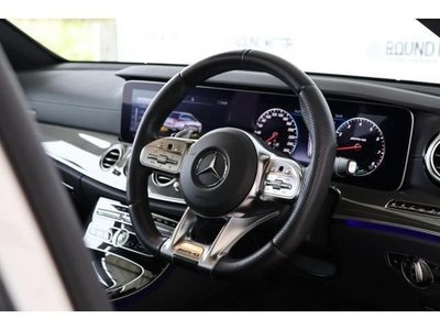 MERCEDES-BENZ E-CLASS - 5