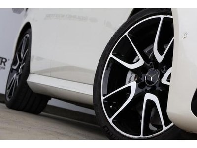 MERCEDES-BENZ E-CLASS - 9