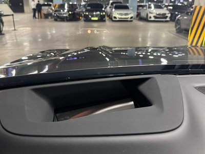 2026 BMW X7 — миниатюра 16