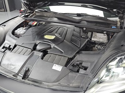 صورة 7 لـ 2020 Porsche CAYENNE