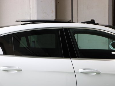 PORSCHE PANAMERA - 8