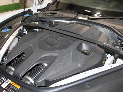 PORSCHE PANAMERA - 9