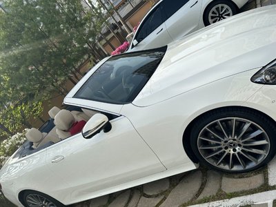 MERCEDES-BENZ E-CLASS - 4