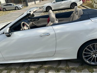 MERCEDES-BENZ E-CLASS - 2