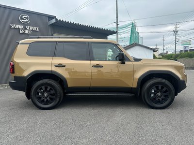 TOYOTA LAND CRUISER 250 - 8