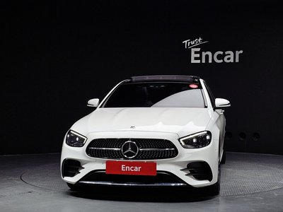 MERCEDES-BENZ E-CLASS - 2