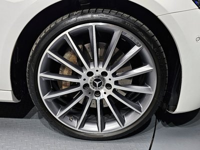 MERCEDES-BENZ E-CLASS - 6