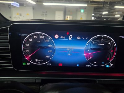 MERCEDES-BENZ GLE - 8