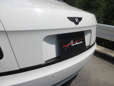 BENTLEY FLYING SPUR - 10