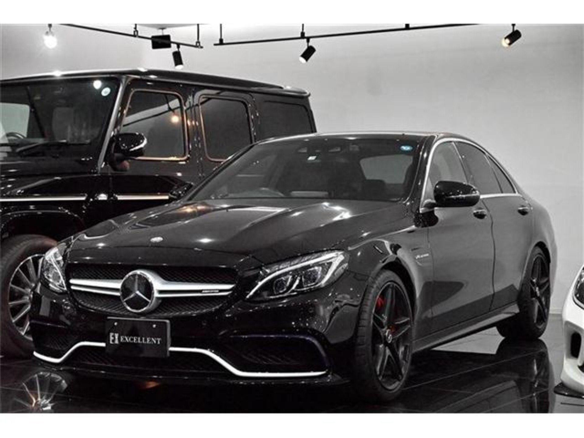 MERCEDES-BENZ C-CLASS AMG - View 1