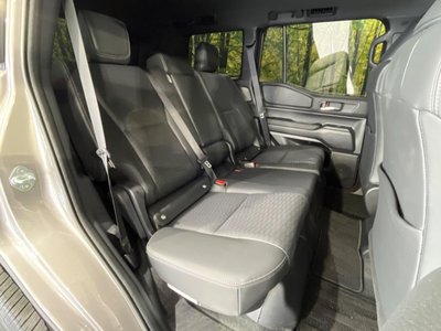 TOYOTA LAND CRUISER 250 - 9