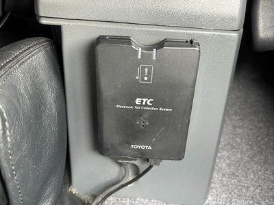 TOYOTA LAND CRUISER 70 - 8