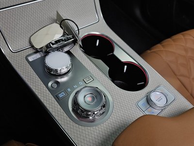 GENESIS GV80 - 9