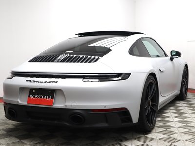 PORSCHE 911 - 4