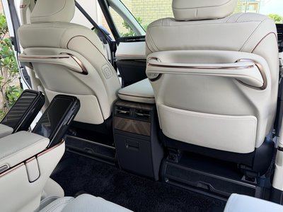 صورة مصغرة 36 لـ 2024 Lexus LM