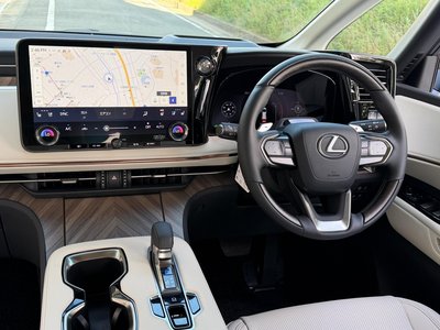 صورة مصغرة 28 لـ 2024 Lexus LM