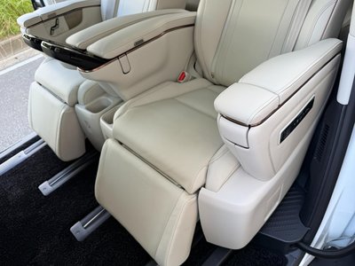 صورة مصغرة 38 لـ 2024 Lexus LM