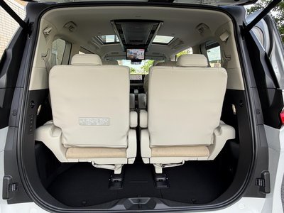 صورة مصغرة 42 لـ 2024 Lexus LM