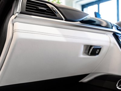 صورة مصغرة 11 لـ 2016 BMW M3 SEDAN