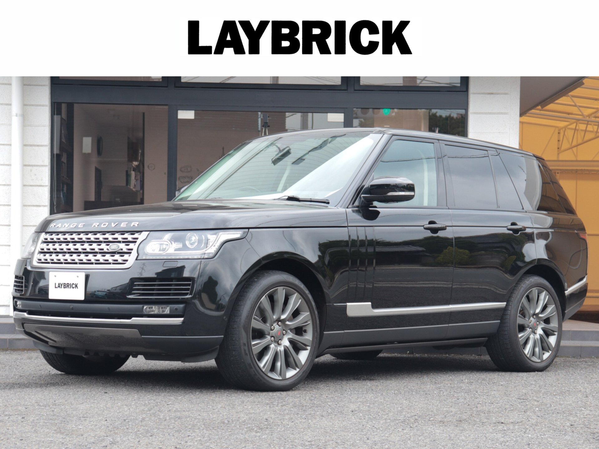 LAND ROVER RANGE ROVER - View 1