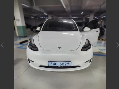 2022 Tesla MODEL Y — фото 1