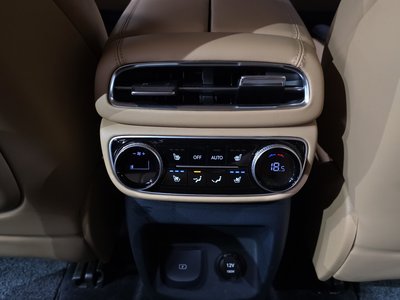 صورة مصغرة 30 لـ 2020 Genesis GV80