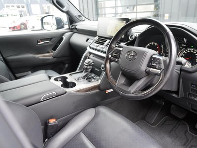 2023 Toyota LAND CRUISER 300 缩略图 11