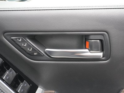 2023 Toyota LAND CRUISER 300 缩略图 39