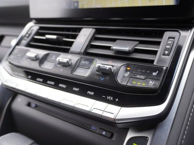 2023 Toyota LAND CRUISER 300 缩略图 27